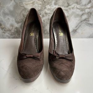 Boutique 58 Suede Bow Toe Heels